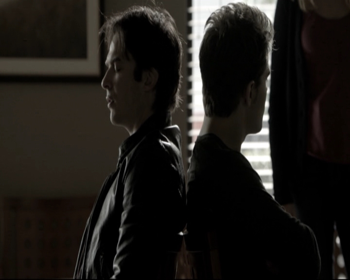 VampireDiariesWorld-dot-nl_6x12PrayerForTheDying-deletedscenes0020.jpg