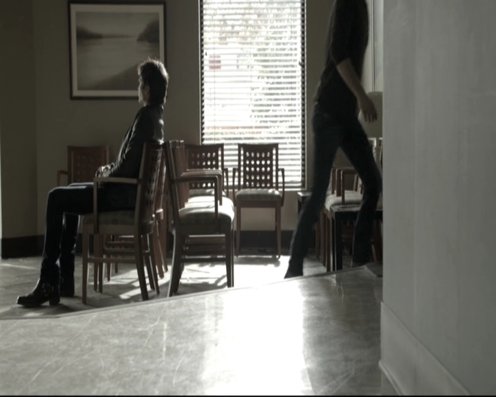 VampireDiariesWorld-dot-nl_6x12PrayerForTheDying-deletedscenes0049.jpg