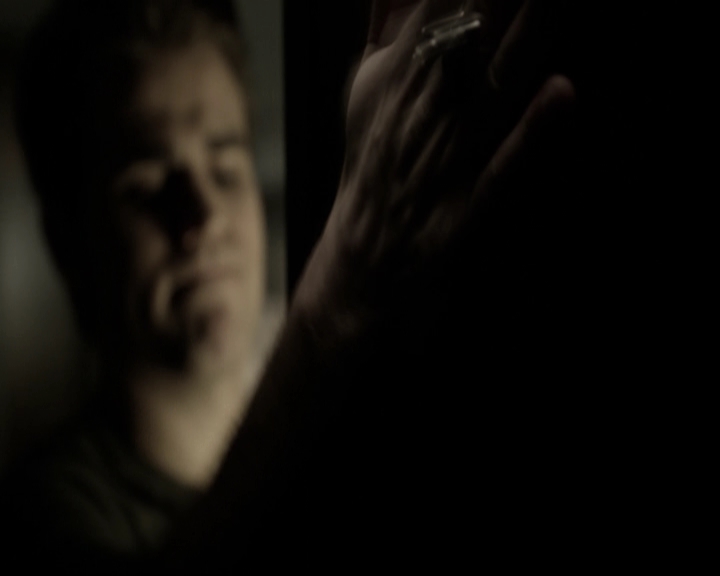 VampireDiariesWorld-dot-nl_6x12PrayerForTheDying-deletedscenes0062.jpg