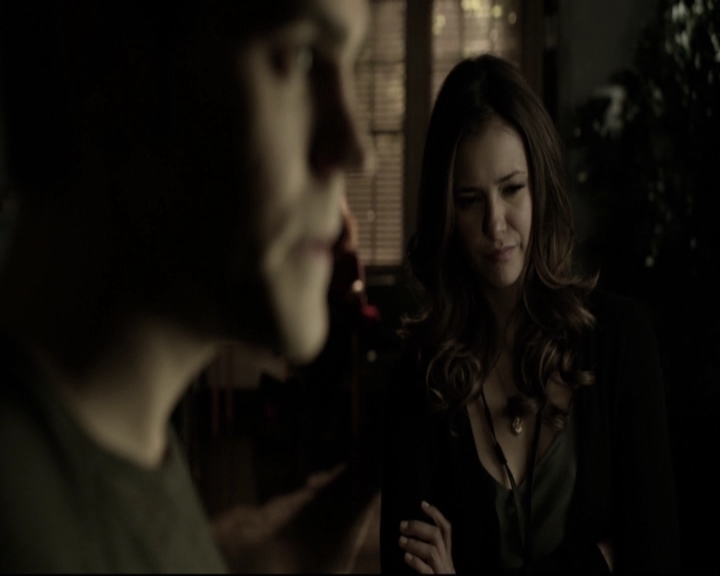 VampireDiariesWorld-dot-nl_6x12PrayerForTheDying-deletedscenes0075.jpg