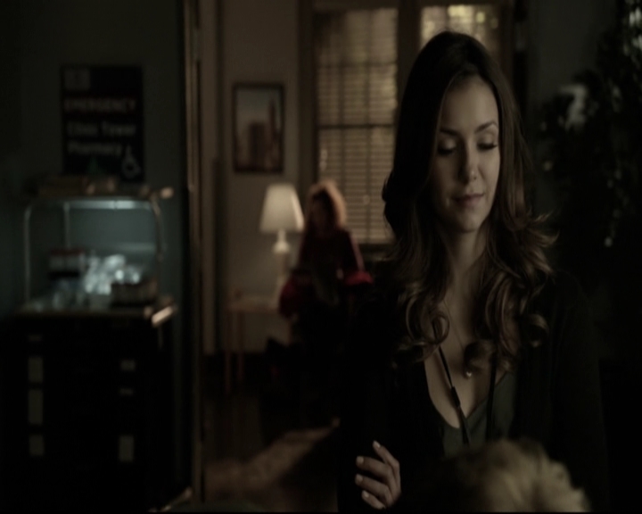 VampireDiariesWorld-dot-nl_6x12PrayerForTheDying-deletedscenes0090.jpg