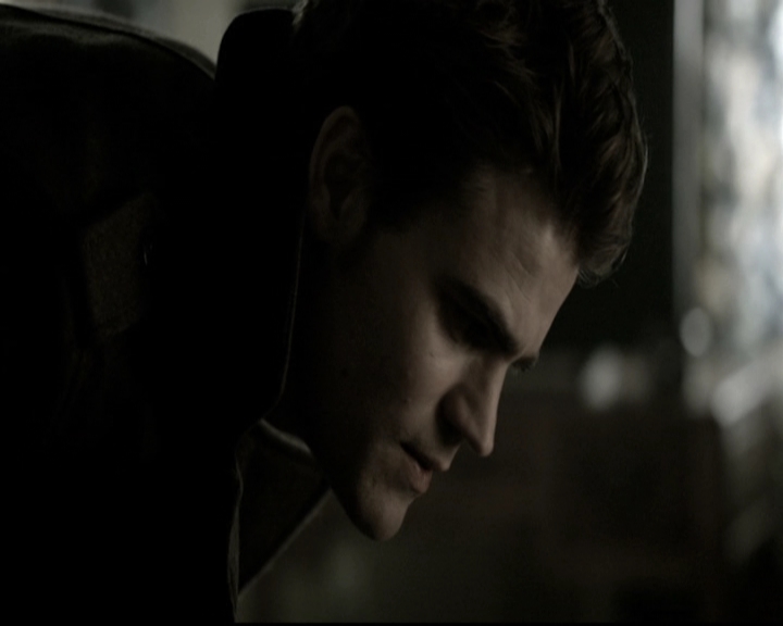 VampireDiariesWorld-dot-nl_6x12PrayerForTheDying0112.jpg