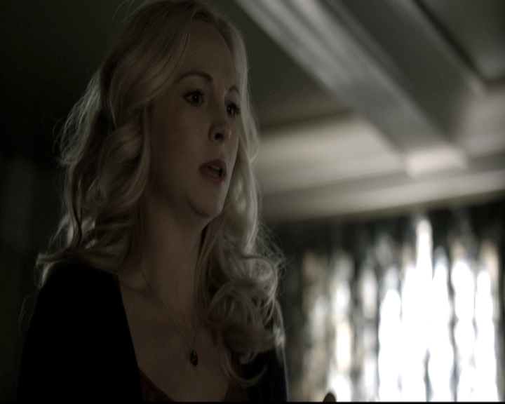 VampireDiariesWorld-dot-nl_6x12PrayerForTheDying0118.jpg