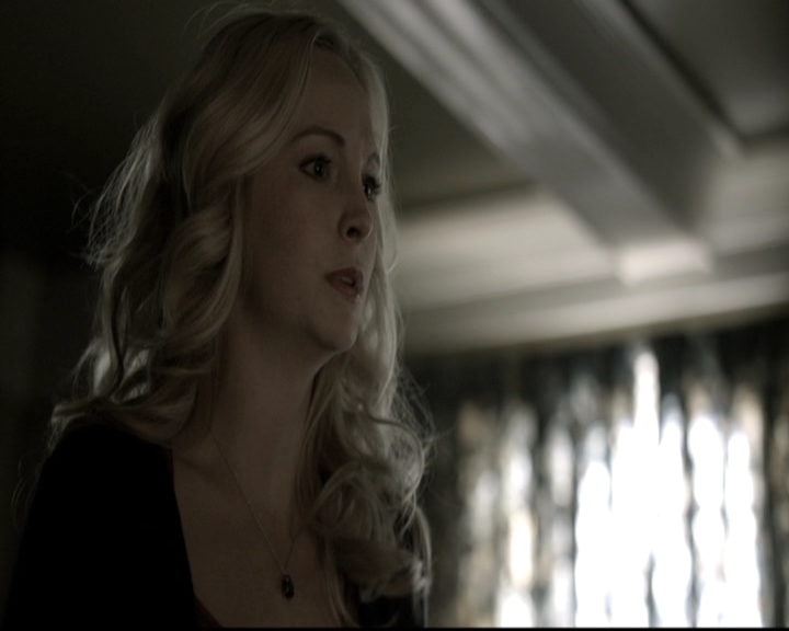 VampireDiariesWorld-dot-nl_6x12PrayerForTheDying0119.jpg