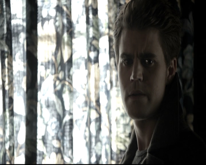 VampireDiariesWorld-dot-nl_6x12PrayerForTheDying0133.jpg