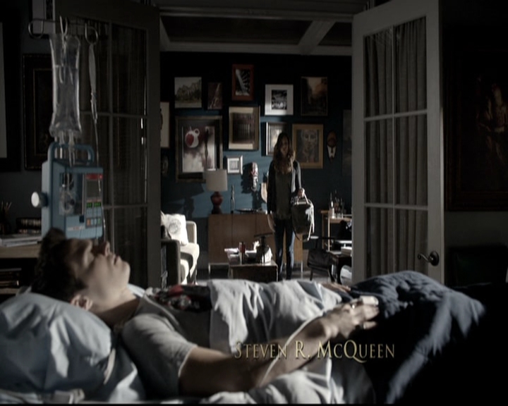 VampireDiariesWorld-dot-nl_6x12PrayerForTheDying0159.jpg