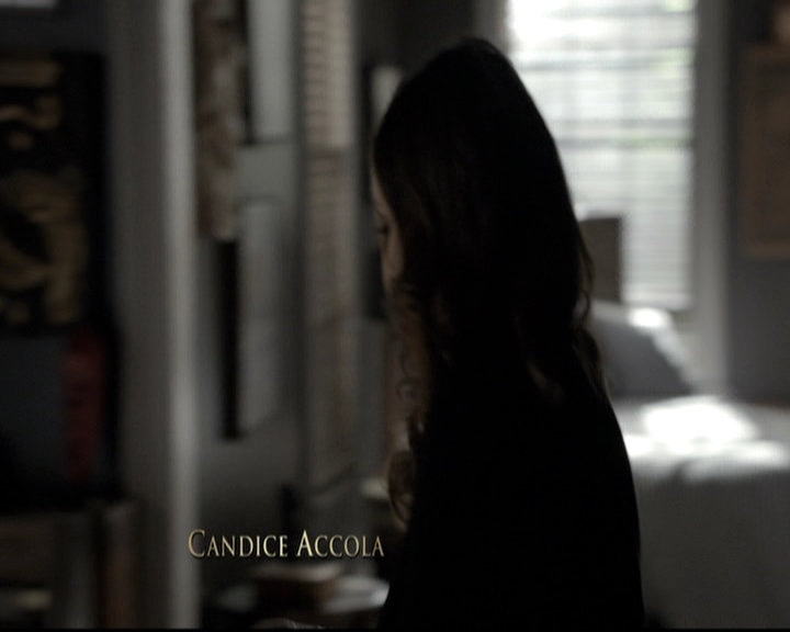 VampireDiariesWorld-dot-nl_6x12PrayerForTheDying0167.jpg