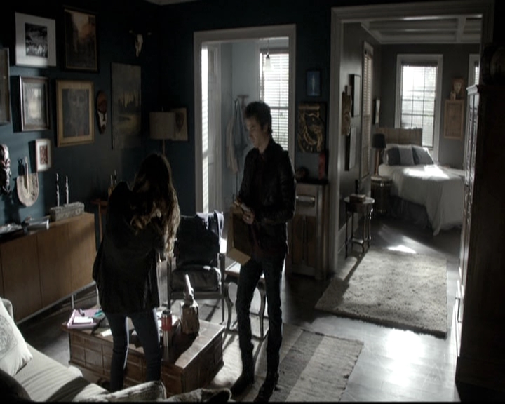 VampireDiariesWorld-dot-nl_6x12PrayerForTheDying0173.jpg