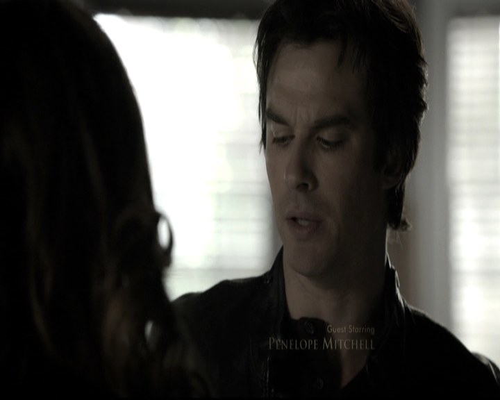 VampireDiariesWorld-dot-nl_6x12PrayerForTheDying0181.jpg