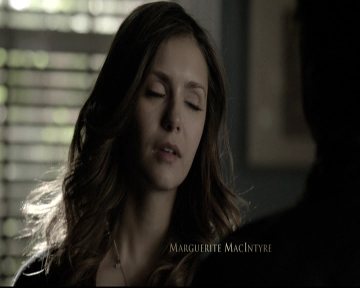 VampireDiariesWorld-dot-nl_6x12PrayerForTheDying0185.jpg