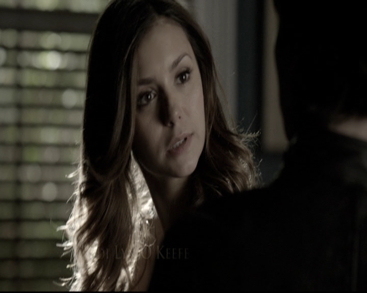 VampireDiariesWorld-dot-nl_6x12PrayerForTheDying0193.jpg