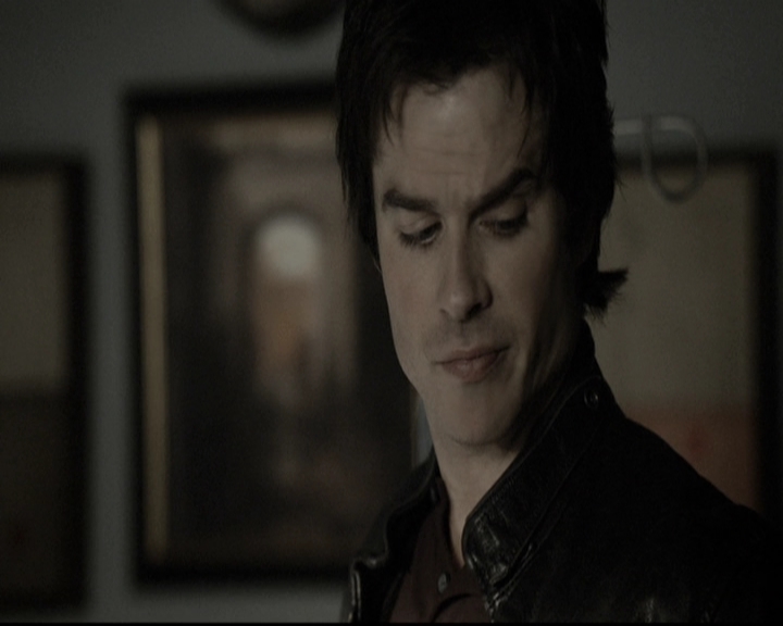 VampireDiariesWorld-dot-nl_6x12PrayerForTheDying0210.jpg