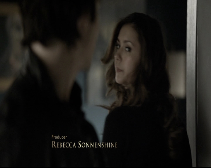 VampireDiariesWorld-dot-nl_6x12PrayerForTheDying0215.jpg