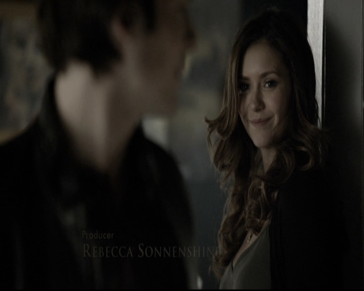 VampireDiariesWorld-dot-nl_6x12PrayerForTheDying0216.jpg