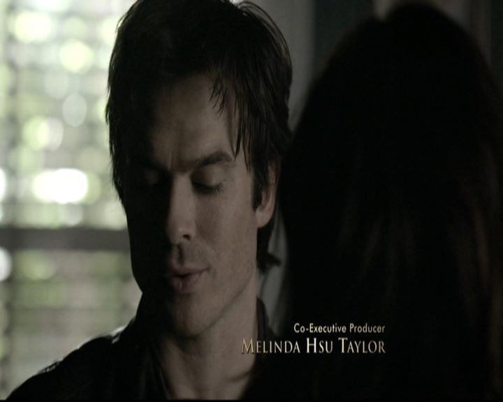 VampireDiariesWorld-dot-nl_6x12PrayerForTheDying0226.jpg