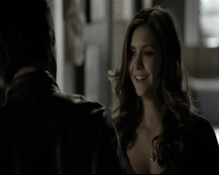 VampireDiariesWorld-dot-nl_6x12PrayerForTheDying0230.jpg