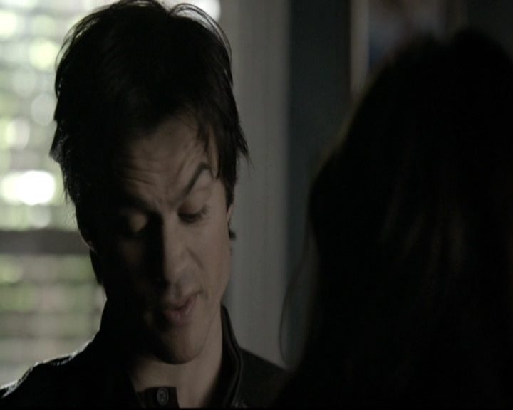 VampireDiariesWorld-dot-nl_6x12PrayerForTheDying0236.jpg