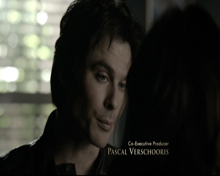 VampireDiariesWorld-dot-nl_6x12PrayerForTheDying0238.jpg