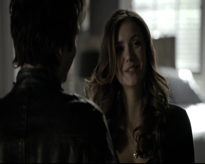 VampireDiariesWorld-dot-nl_6x12PrayerForTheDying0240.jpg