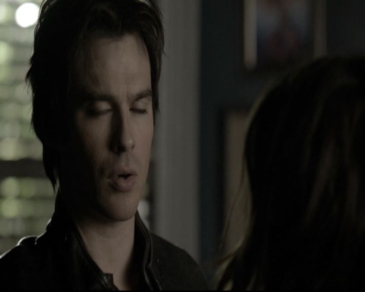 VampireDiariesWorld-dot-nl_6x12PrayerForTheDying0252.jpg