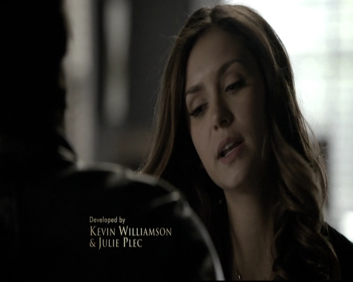 VampireDiariesWorld-dot-nl_6x12PrayerForTheDying0254.jpg