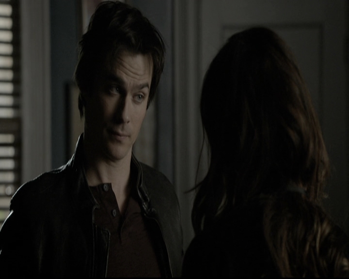 VampireDiariesWorld-dot-nl_6x12PrayerForTheDying0261.jpg