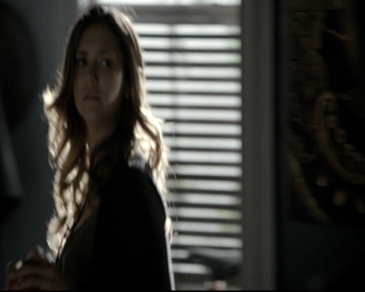 VampireDiariesWorld-dot-nl_6x12PrayerForTheDying0276.jpg