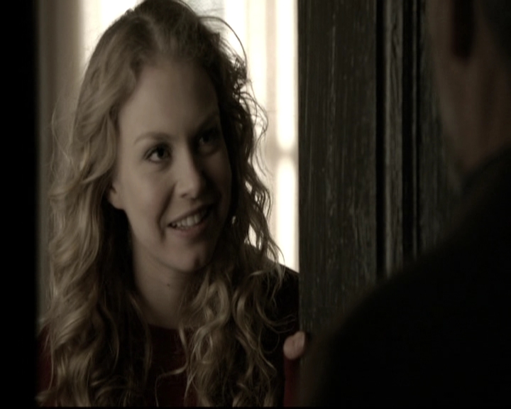 VampireDiariesWorld-dot-nl_6x12PrayerForTheDying0329.jpg