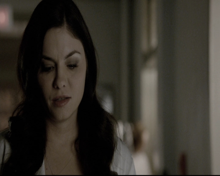 VampireDiariesWorld-dot-nl_6x12PrayerForTheDying0347.jpg