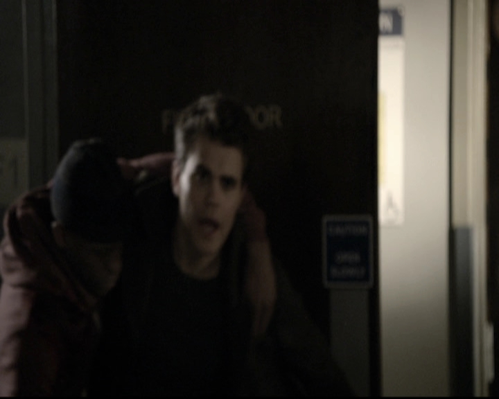 VampireDiariesWorld-dot-nl_6x12PrayerForTheDying0378.jpg