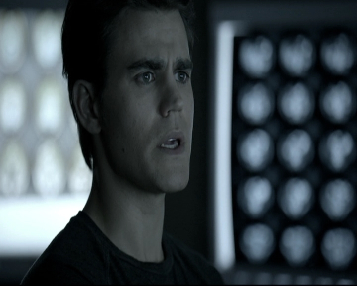 VampireDiariesWorld-dot-nl_6x12PrayerForTheDying0400.jpg