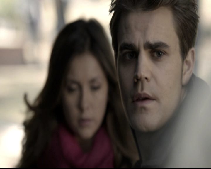 VampireDiariesWorld-dot-nl_6x12PrayerForTheDying0486.jpg