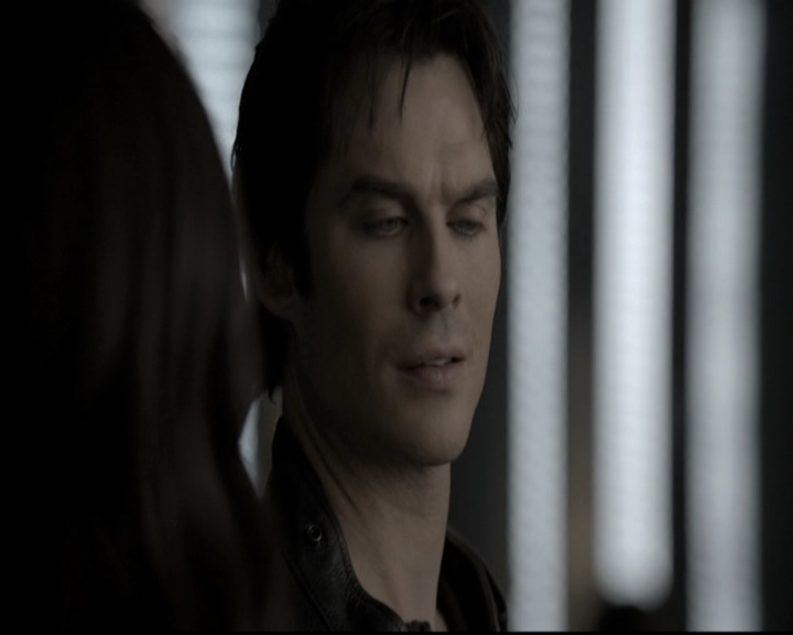 VampireDiariesWorld-dot-nl_6x12PrayerForTheDying0518.jpg