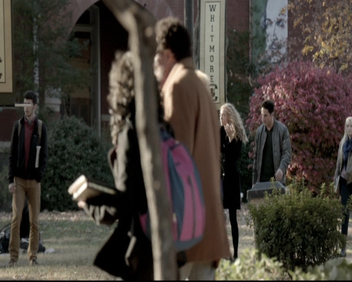 VampireDiariesWorld-dot-nl_6x12PrayerForTheDying0530.jpg