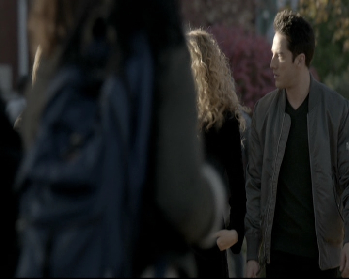 VampireDiariesWorld-dot-nl_6x12PrayerForTheDying0545.jpg