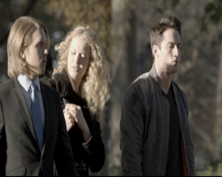 VampireDiariesWorld-dot-nl_6x12PrayerForTheDying0549.jpg