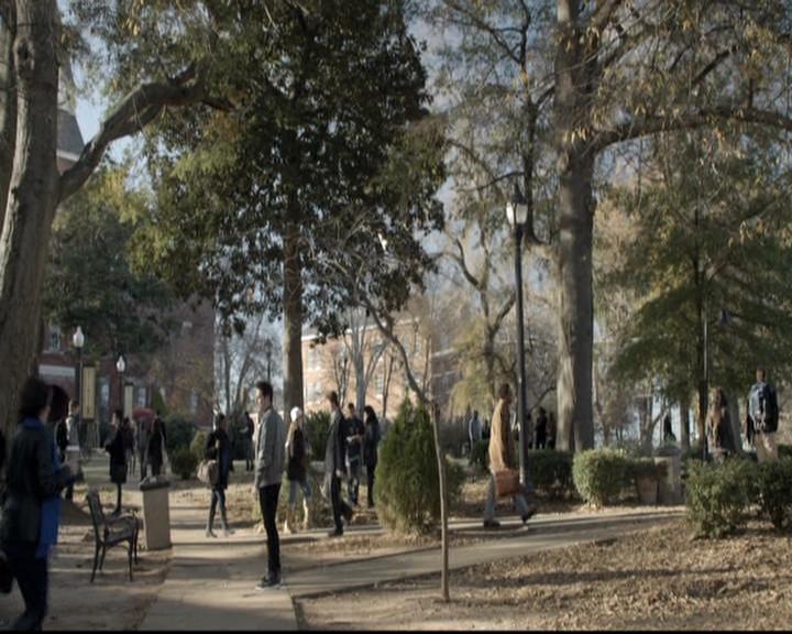 VampireDiariesWorld-dot-nl_6x12PrayerForTheDying0585.jpg