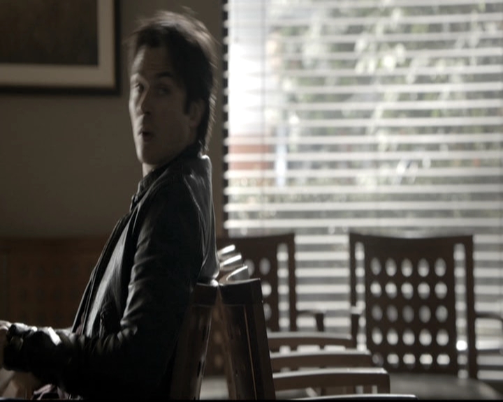 VampireDiariesWorld-dot-nl_6x12PrayerForTheDying0591.jpg