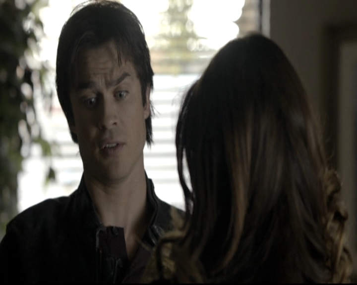 VampireDiariesWorld-dot-nl_6x12PrayerForTheDying0601.jpg