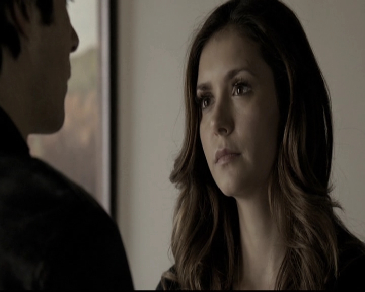 VampireDiariesWorld-dot-nl_6x12PrayerForTheDying0613.jpg