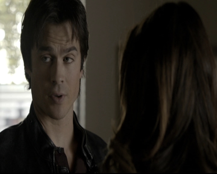 VampireDiariesWorld-dot-nl_6x12PrayerForTheDying0615.jpg