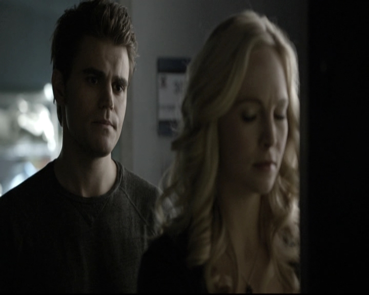 VampireDiariesWorld-dot-nl_6x12PrayerForTheDying0651.jpg