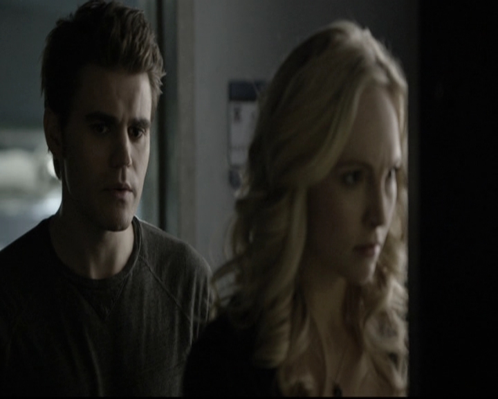 VampireDiariesWorld-dot-nl_6x12PrayerForTheDying0653.jpg