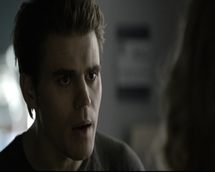 VampireDiariesWorld-dot-nl_6x12PrayerForTheDying0673.jpg