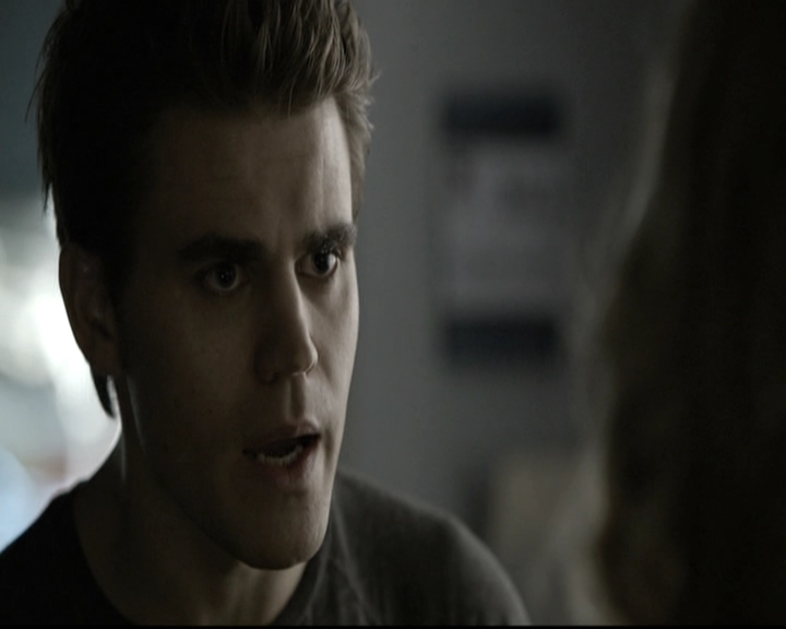 VampireDiariesWorld-dot-nl_6x12PrayerForTheDying0674.jpg