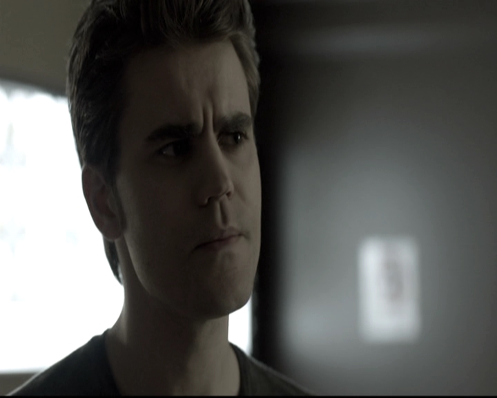 VampireDiariesWorld-dot-nl_6x12PrayerForTheDying0735.jpg