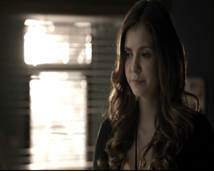 VampireDiariesWorld-dot-nl_6x12PrayerForTheDying0783.jpg