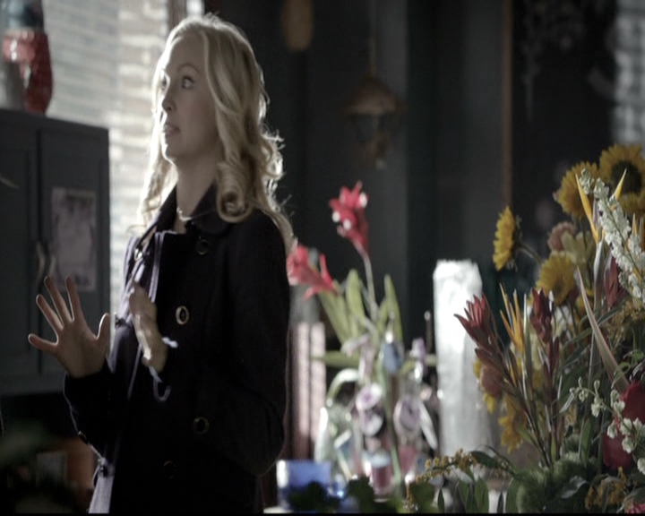 VampireDiariesWorld-dot-nl_6x12PrayerForTheDying0841.jpg