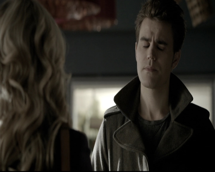 VampireDiariesWorld-dot-nl_6x12PrayerForTheDying0885.jpg