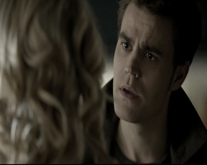 VampireDiariesWorld-dot-nl_6x12PrayerForTheDying0891.jpg